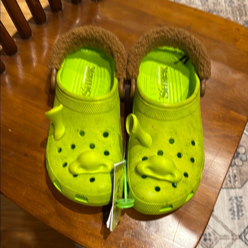 SHREK CROCS !!!